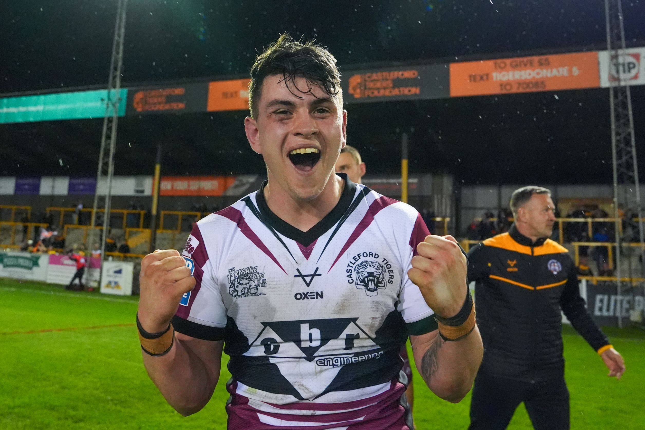 Breaking: Dan Okoro Signs With… (Leaving Castleford Tigers) - p8jbtil